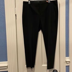 Banana Republic “Avery” black cropped pant, size 14